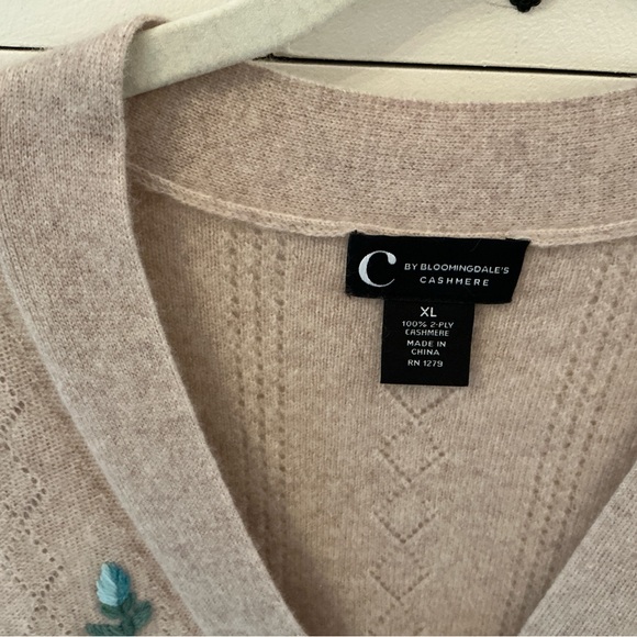 Bloomingdale's Cashmere Cardigan Sweater - Picture 2 of 7
